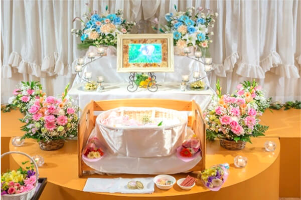 祭壇(生花オプションあります)